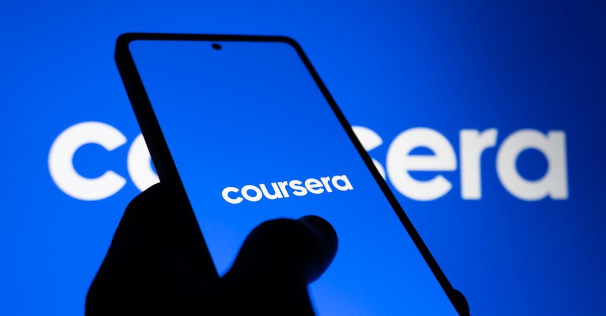 Jak zamienić kurs online w evergreen, który zarabia 24/7 — 10 sprawdzonych sposobów monetyzacji