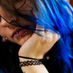 Tragus w trendach: stylowe inspiracje, dobór biżuterii i praktyczne porady pielęgnacyjne