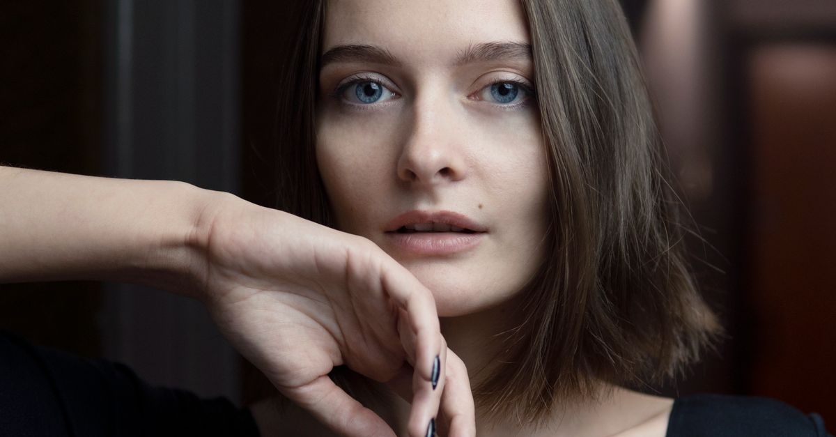 Efekt Almond Eye: sprawdzone techniki na perfekcyjnie wydłużone spojrzenie